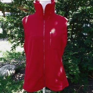 Women's Chap red fleece vest Petite L
